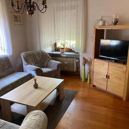 Kleines Nicole Apartment *